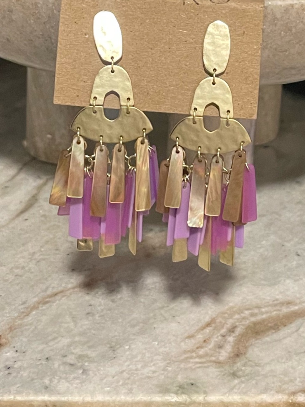 #KENDRA SCOTT 
#RETIRED 
#VERY HARD TO FIND